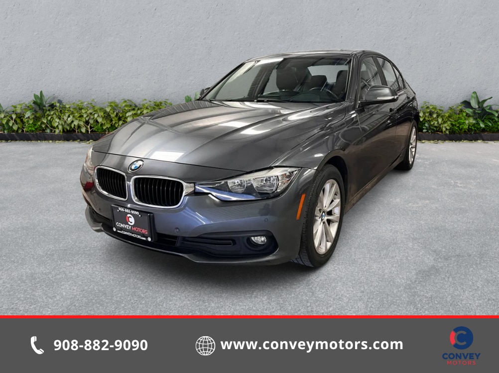2017 BMW 3 Series 320i xDrive Sedan's photo