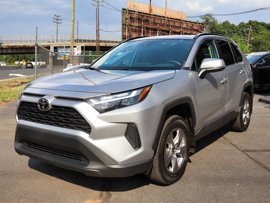 Used 2022 Toyota RAV4 XLE SUV