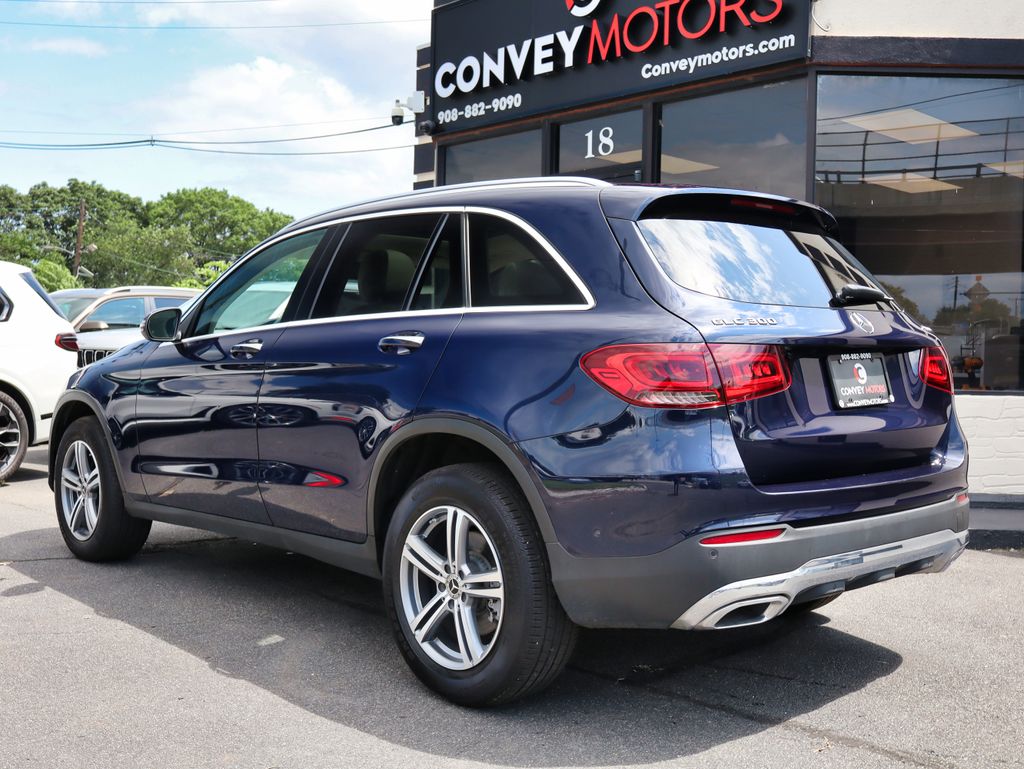 2022 Mercedes-Benz GLC GLC300 - Photo 6
