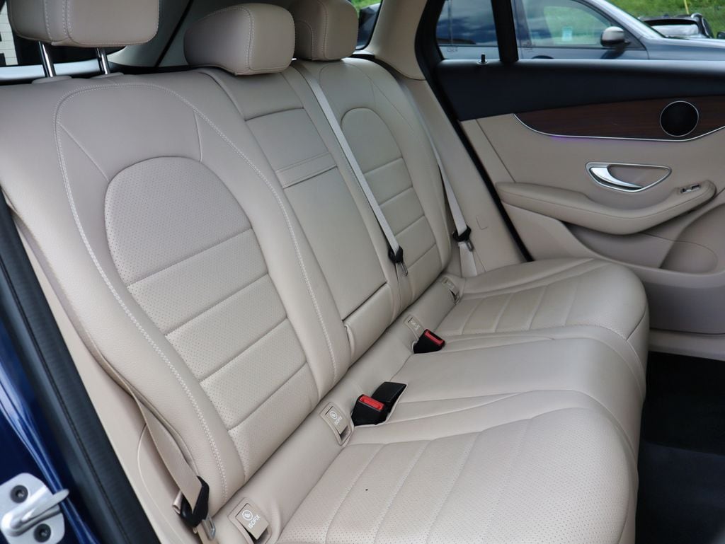 2022 Mercedes-Benz GLC GLC300 - Photo 46