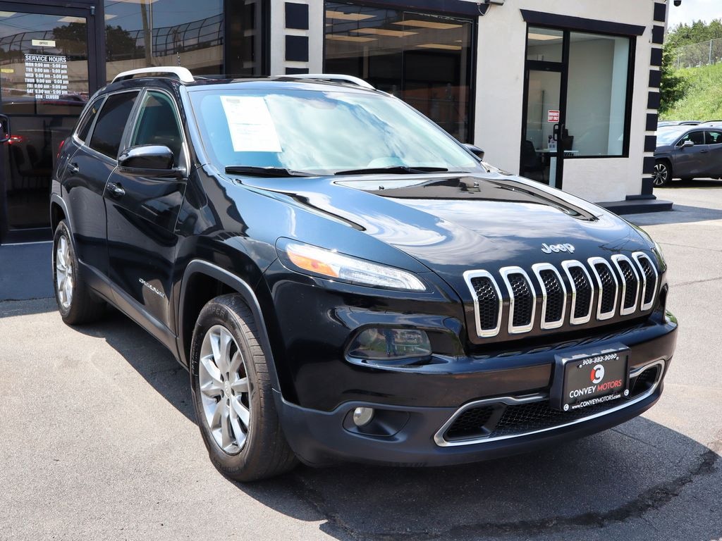 Used 2018 Jeep Cherokee Limited 4x4 SUV