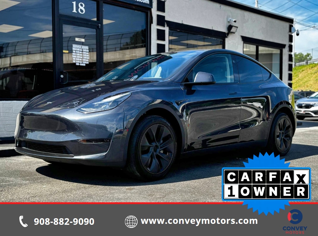 2024 Tesla Model Y Long Range Rear Wheel Drive's photo