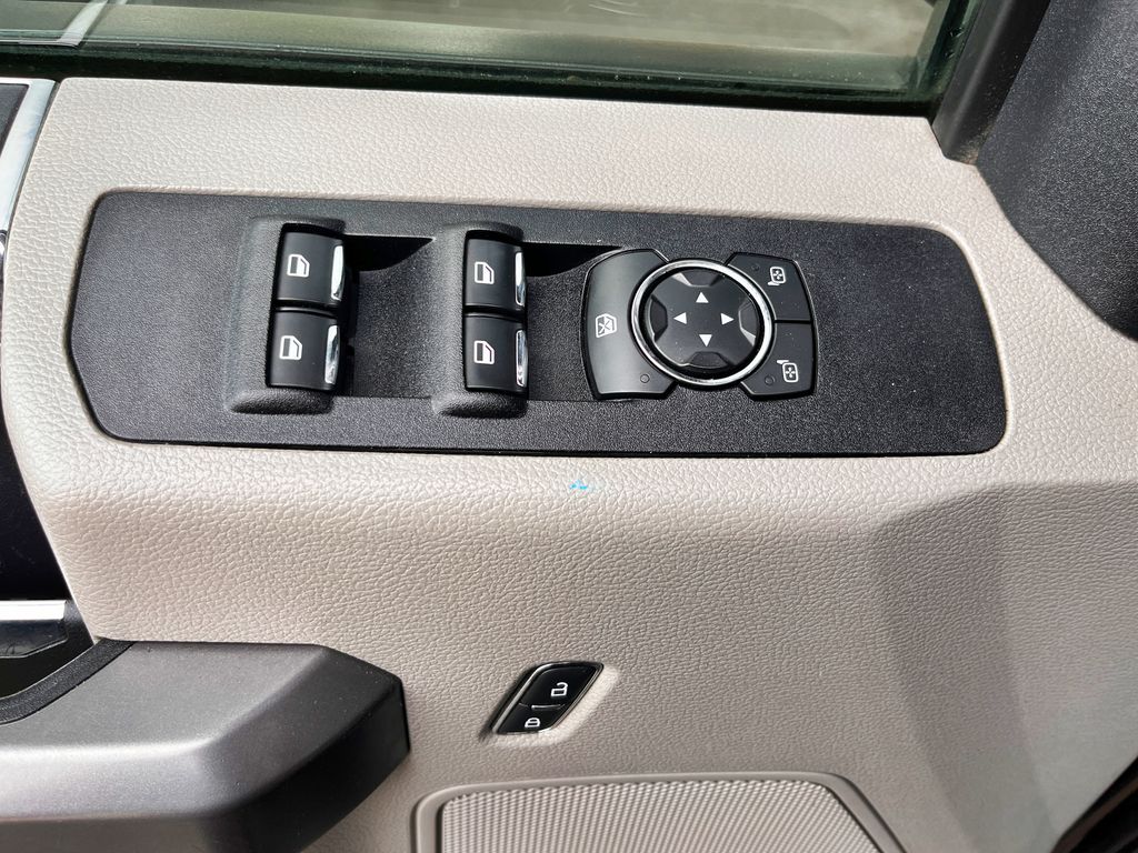 2020 Ford F-250 Super Duty XLT - Photo 41