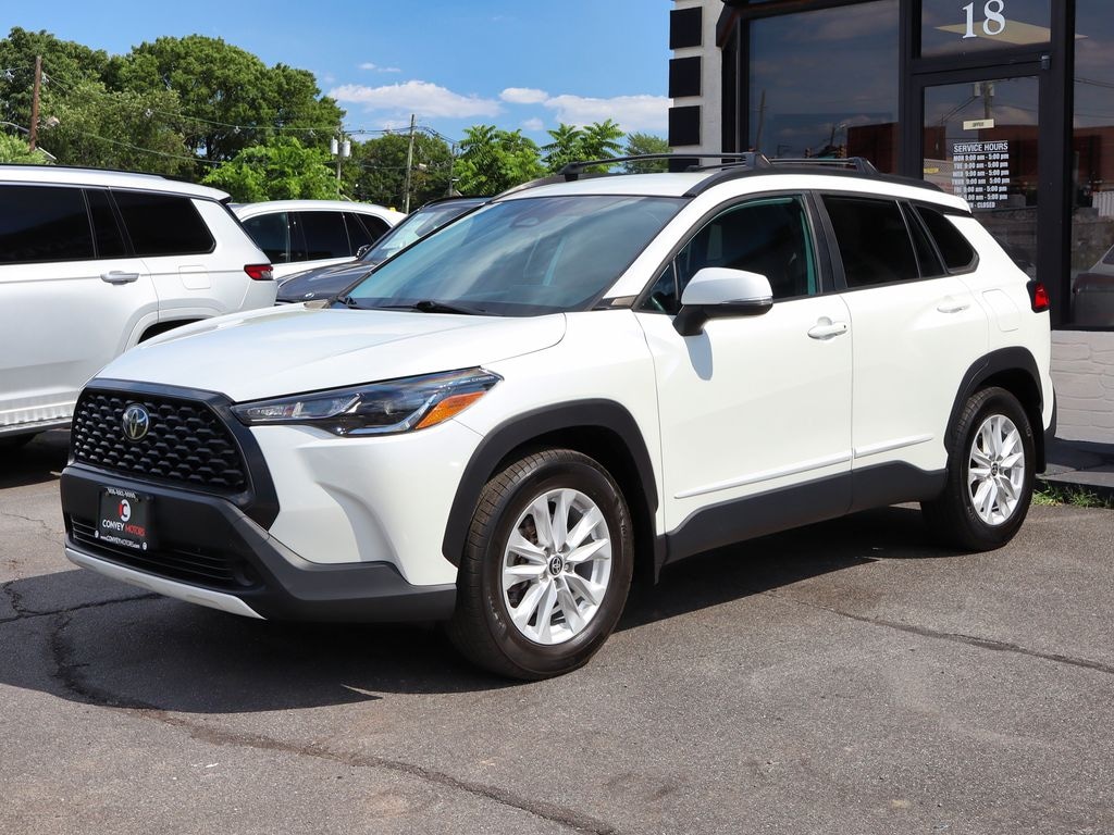 Used 2023 Toyota Corolla Cross LE SUV
