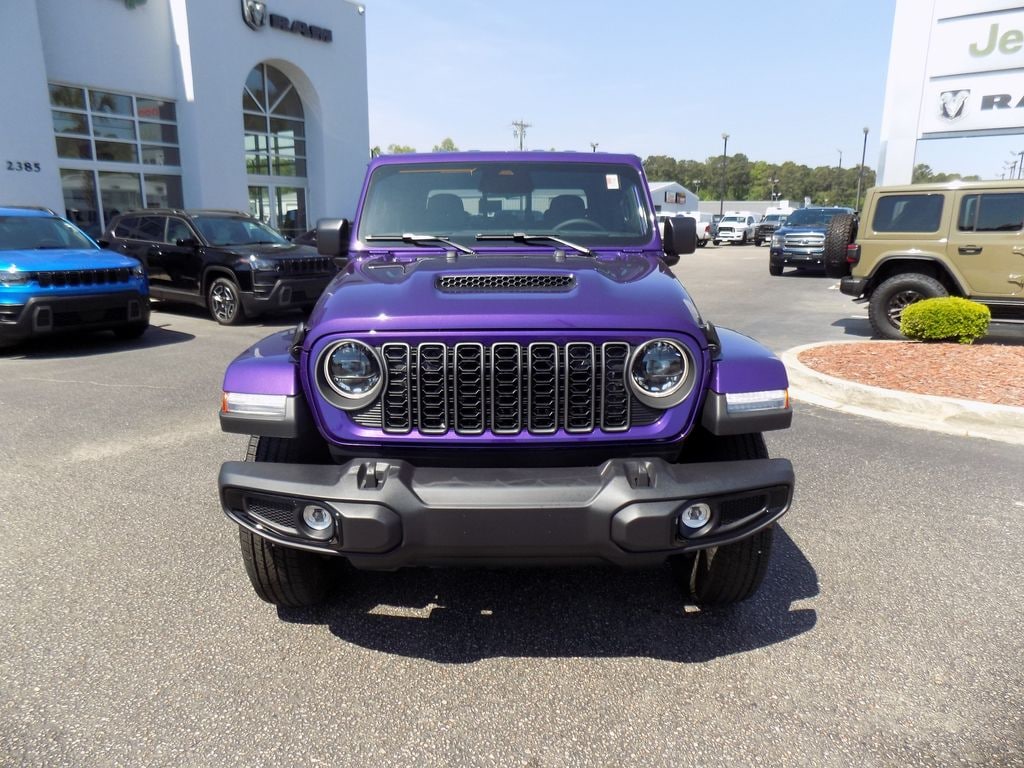New 2026 Jeep Gladiator Sport Pickup