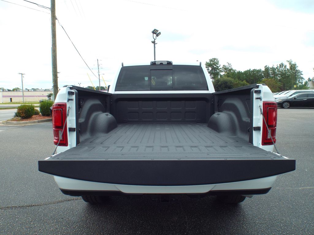 2026 RAM 2500 Laramie - Photo 7
