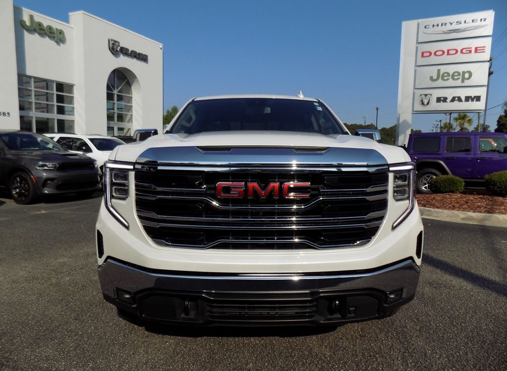 Used 2025 GMC Sierra 1500 SLT Truck