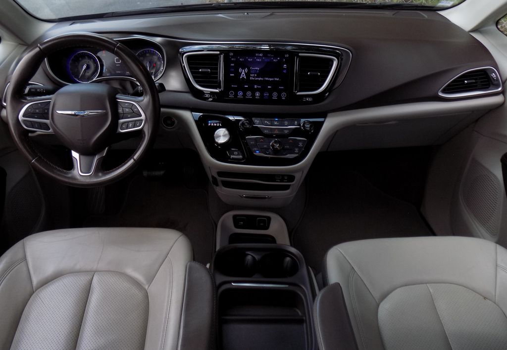 2018 Chrysler Pacifica Touring L - Photo 15