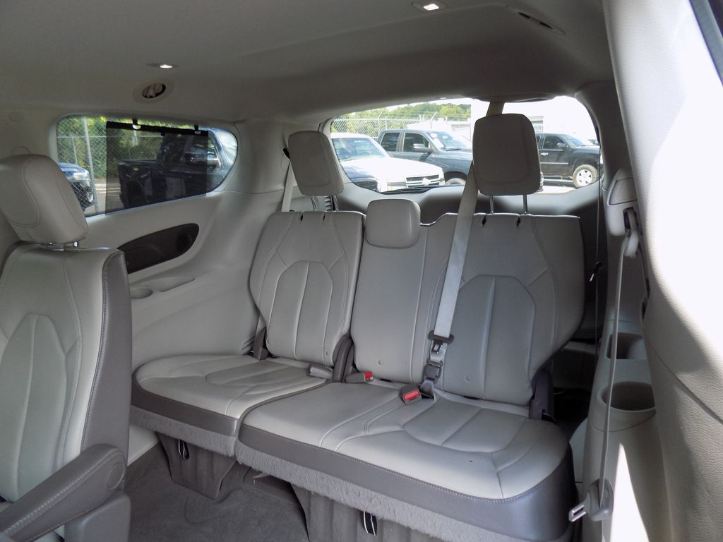 2018 Chrysler Pacifica Touring L - Photo 31