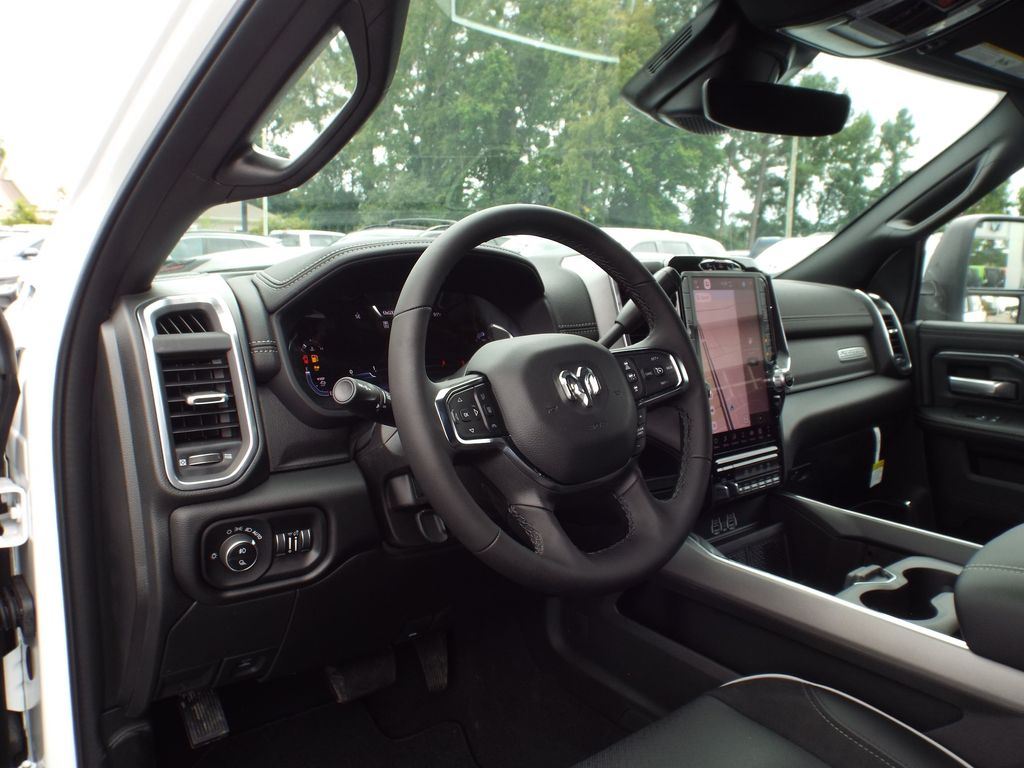 2026 RAM 2500 Laramie - Photo 12