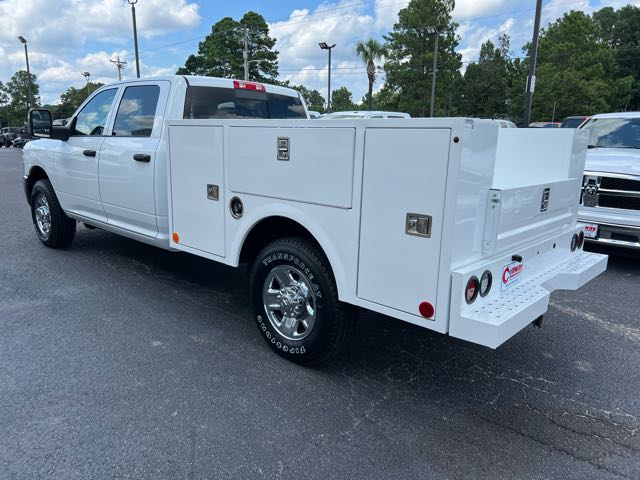 2023 Ram 2500 Tradesman photo 4