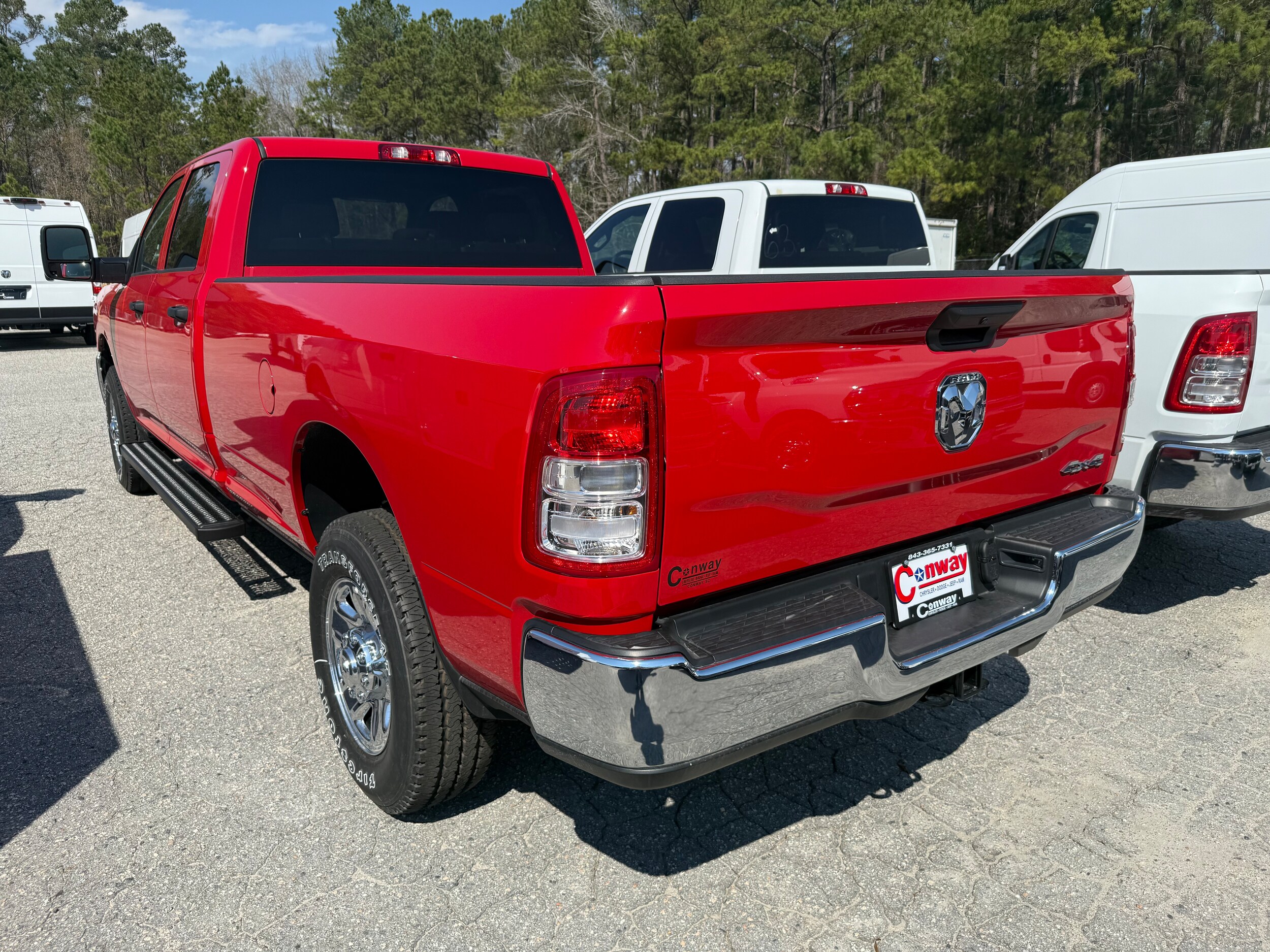 2024 Ram 2500 Tradesman photo 2