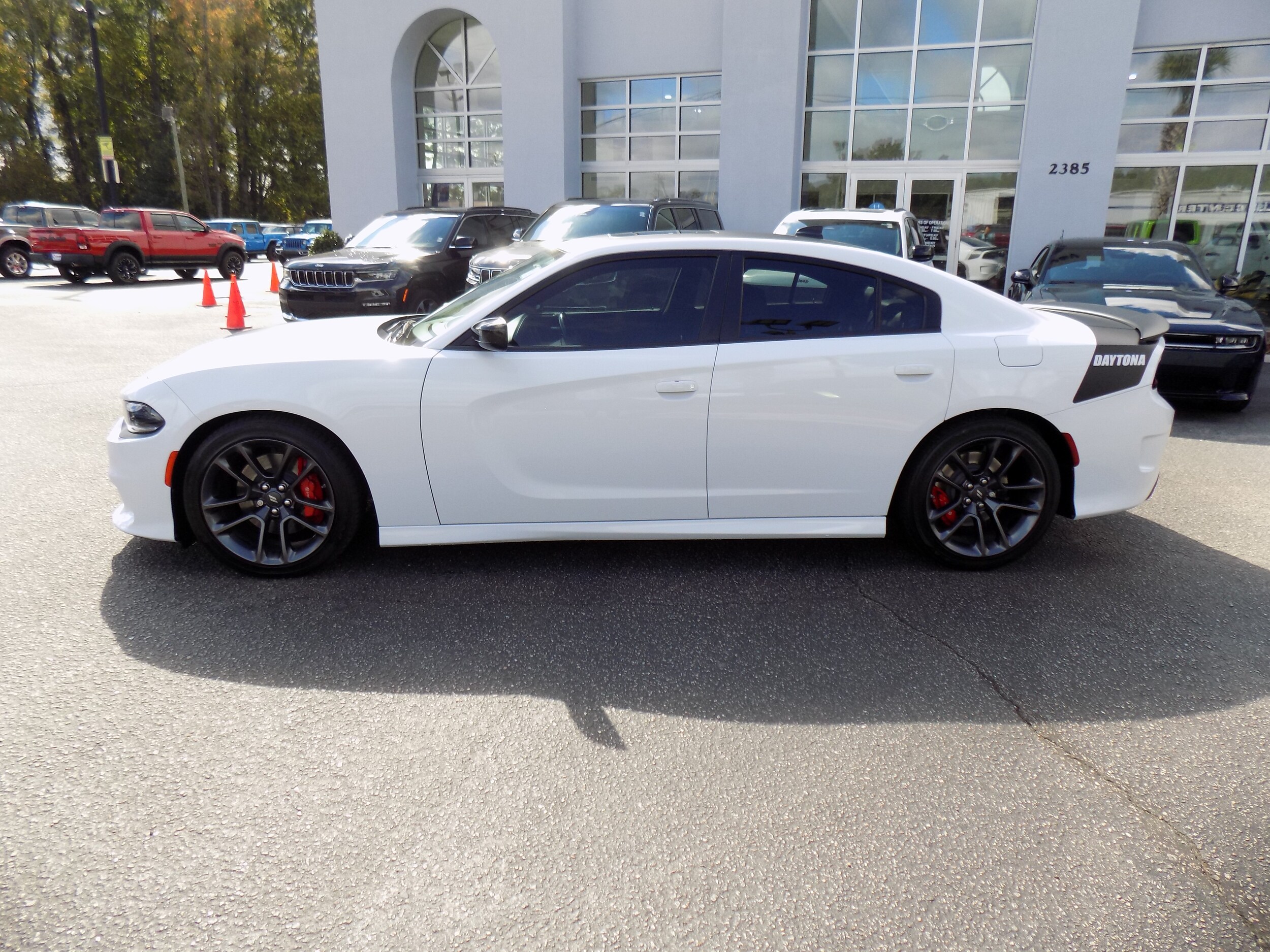 2023 Dodge Charger R/T photo 4