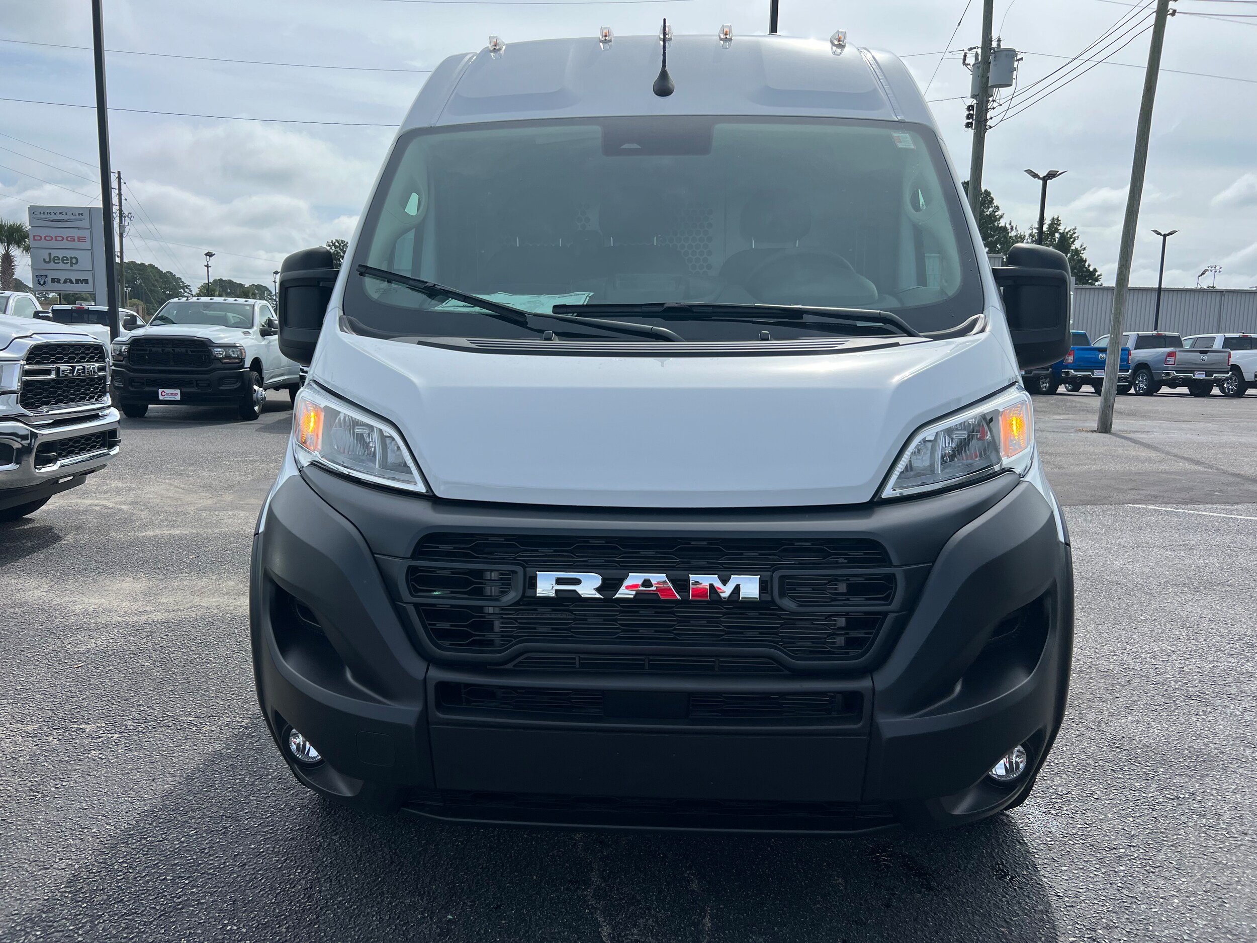 2023 Ram ProMaster 2500 Cargo Van photo 2