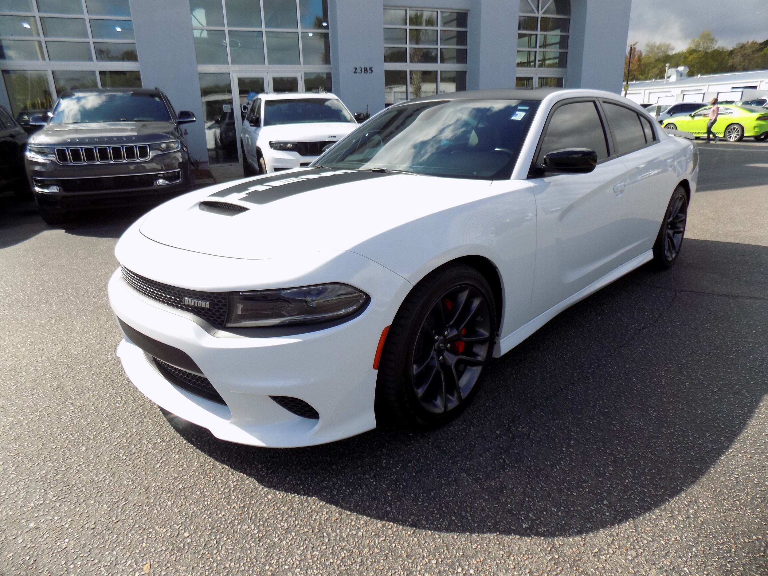 2023 Dodge Charger R/T photo 3
