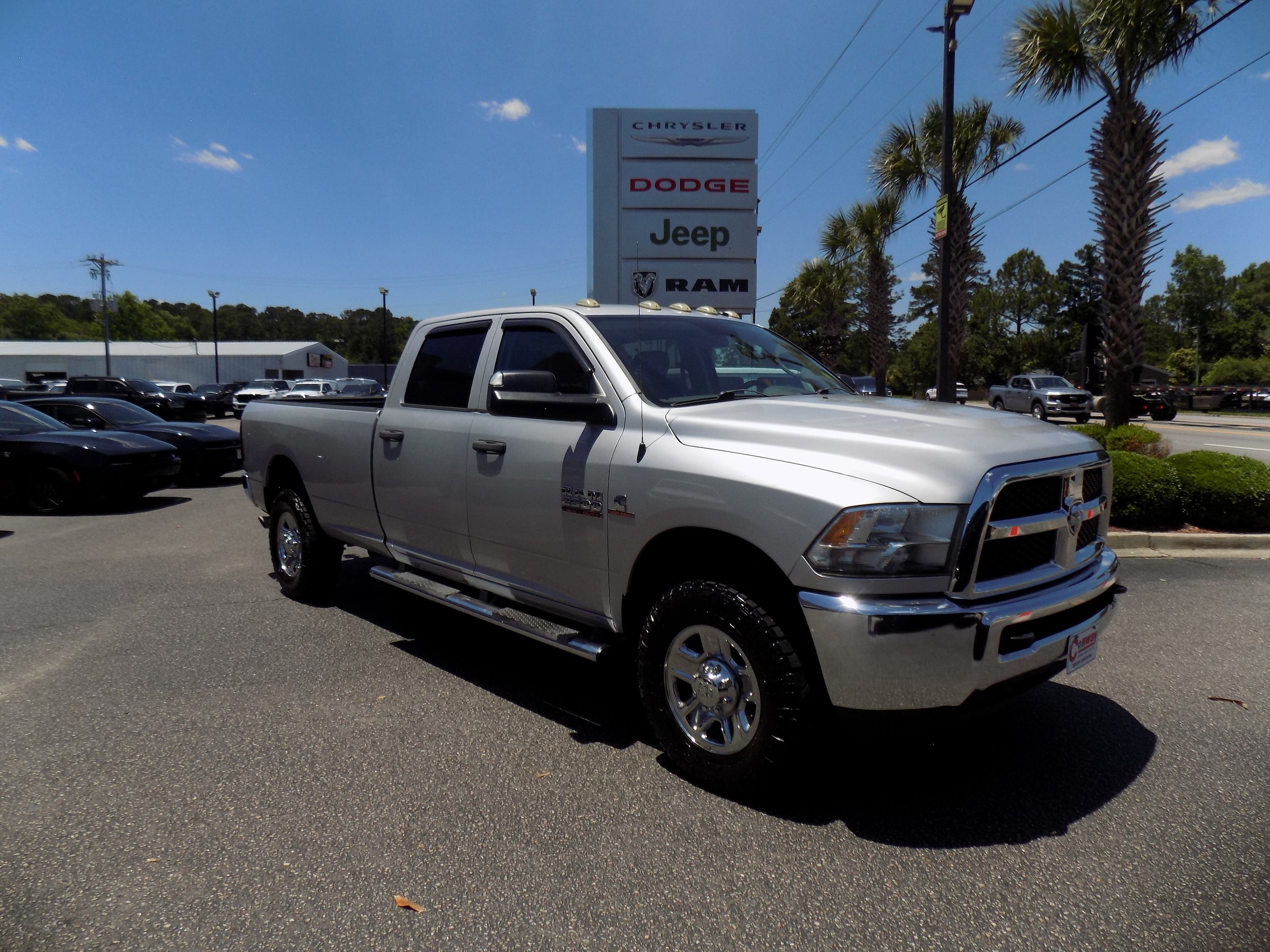 2014 RAM 2500 Tradesman 4X4 Crew Cab LWB's photo