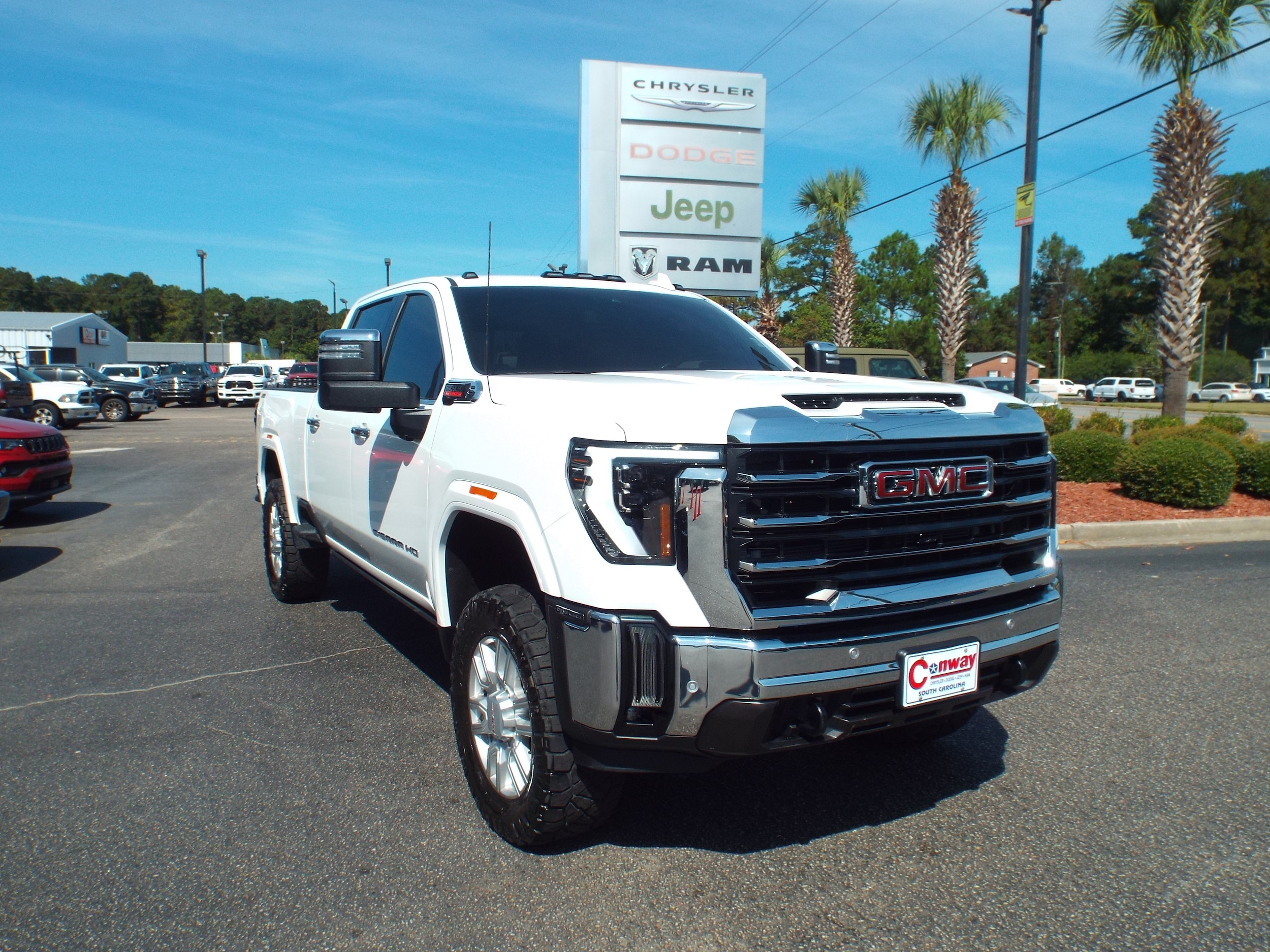 2024 GMC Sierra 2500HD SLT's photo