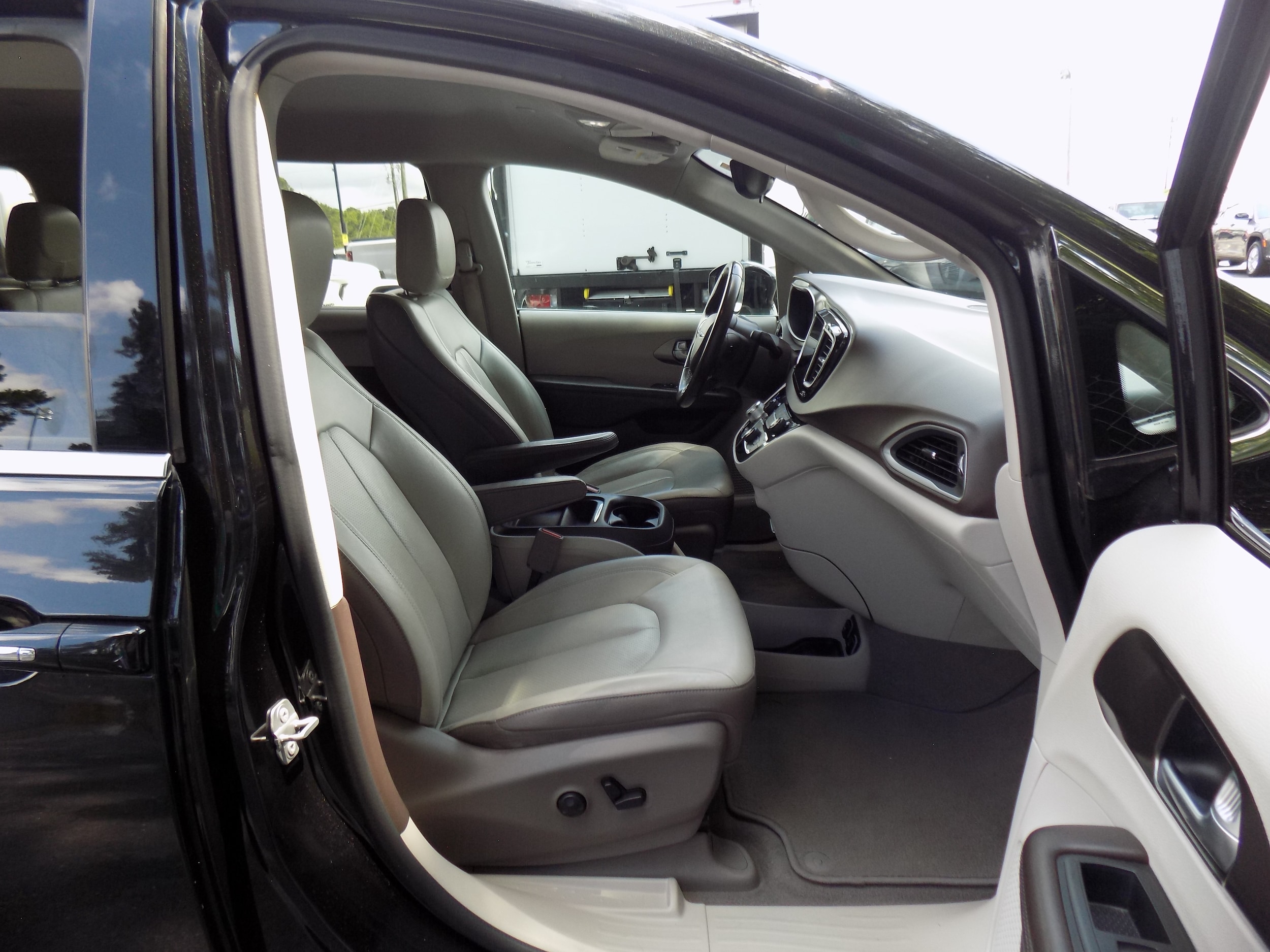 2018 Chrysler Pacifica Touring L - Photo 33