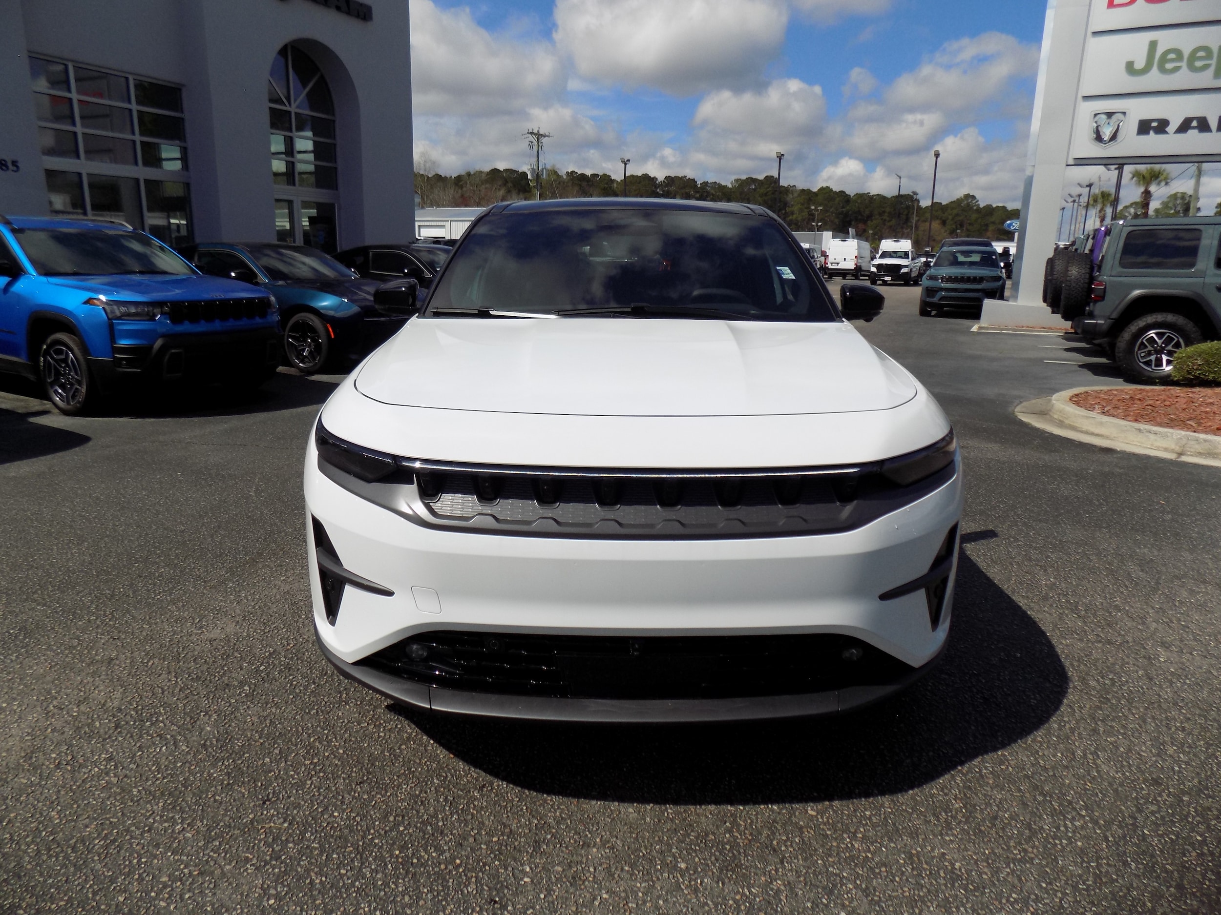 Used 2024 Jeep Wagoneer S Launch Edition with VIN 3C4RJNAK7RT177064 for sale in Conway, SC