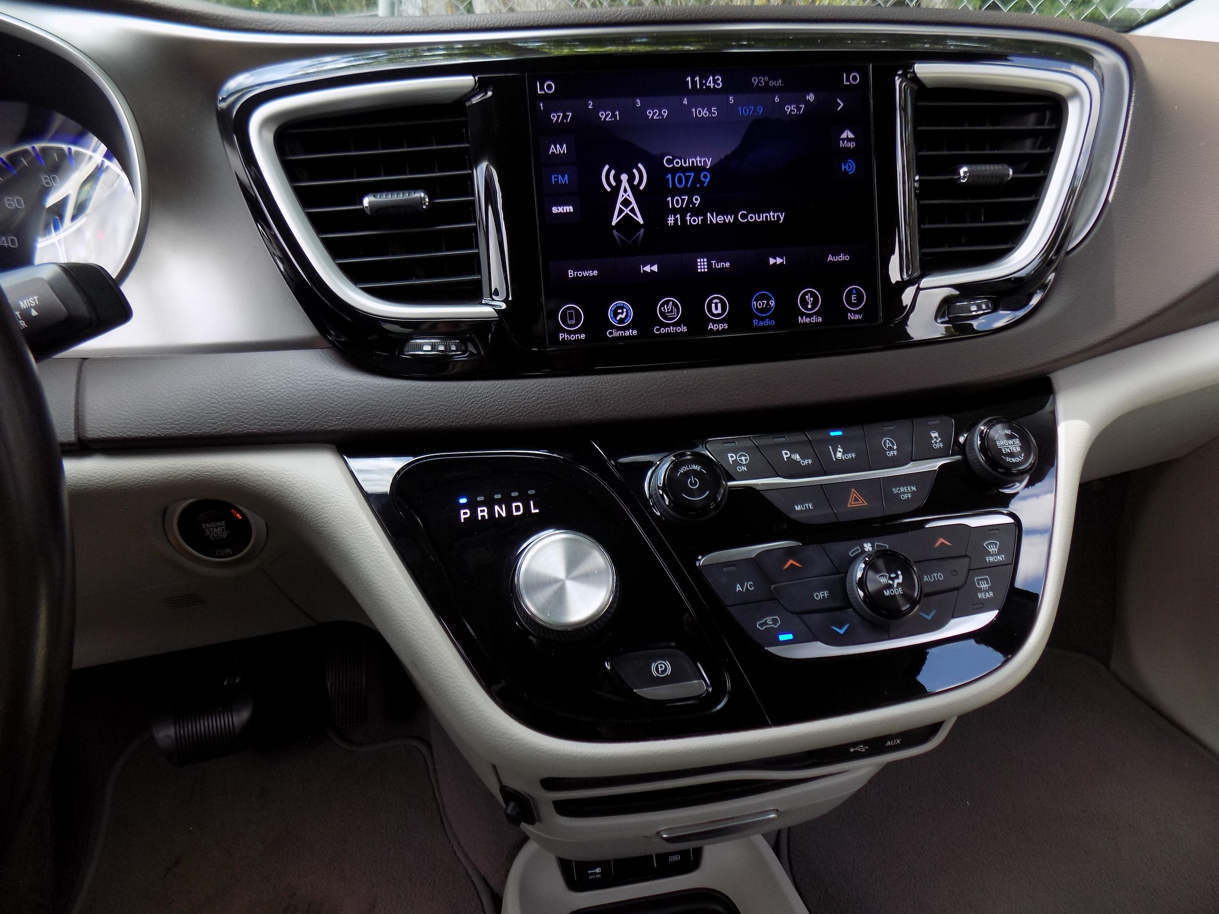 2018 Chrysler Pacifica Touring L - Photo 19