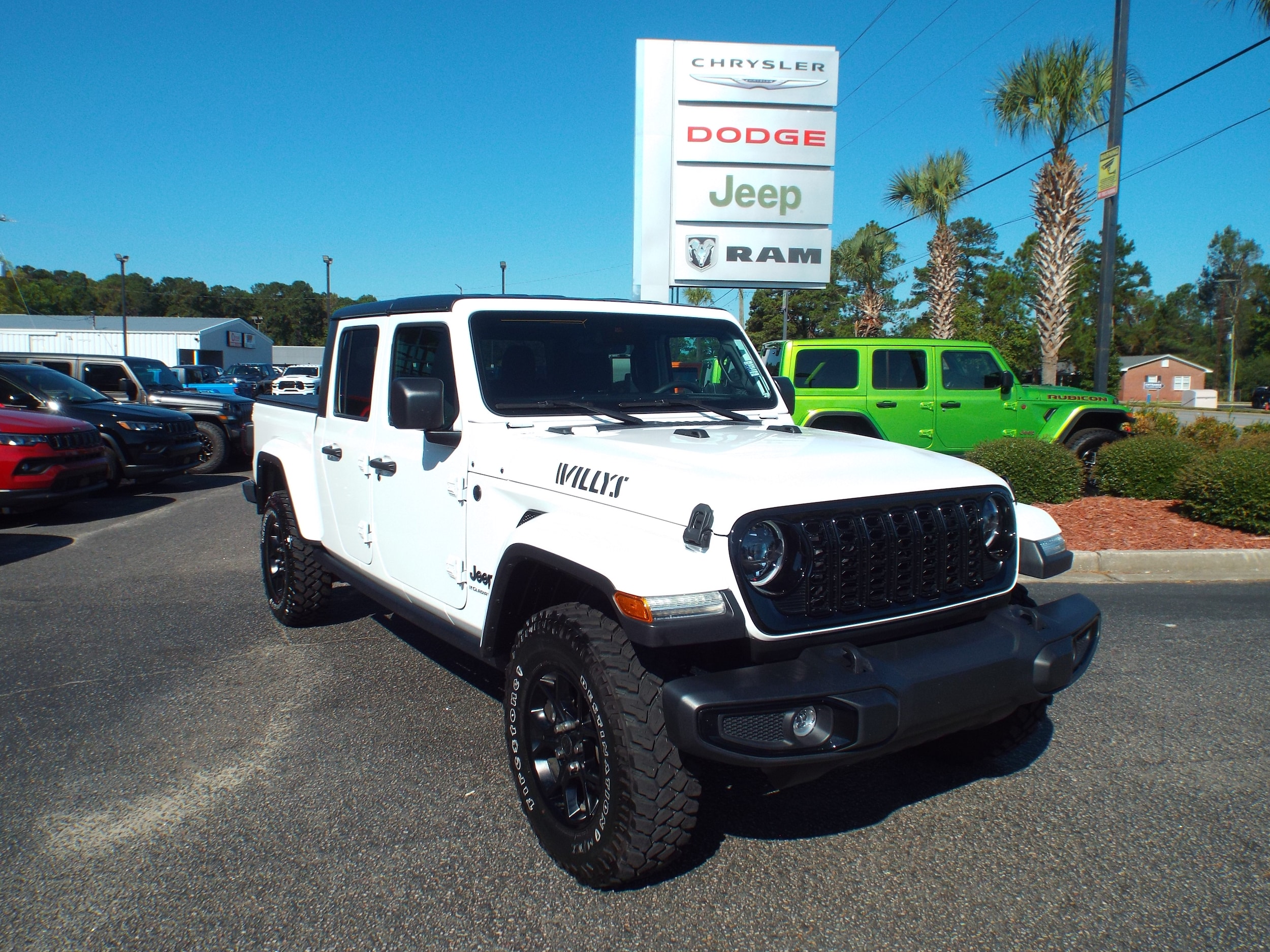 2024 Jeep Gladiator Willys's photo