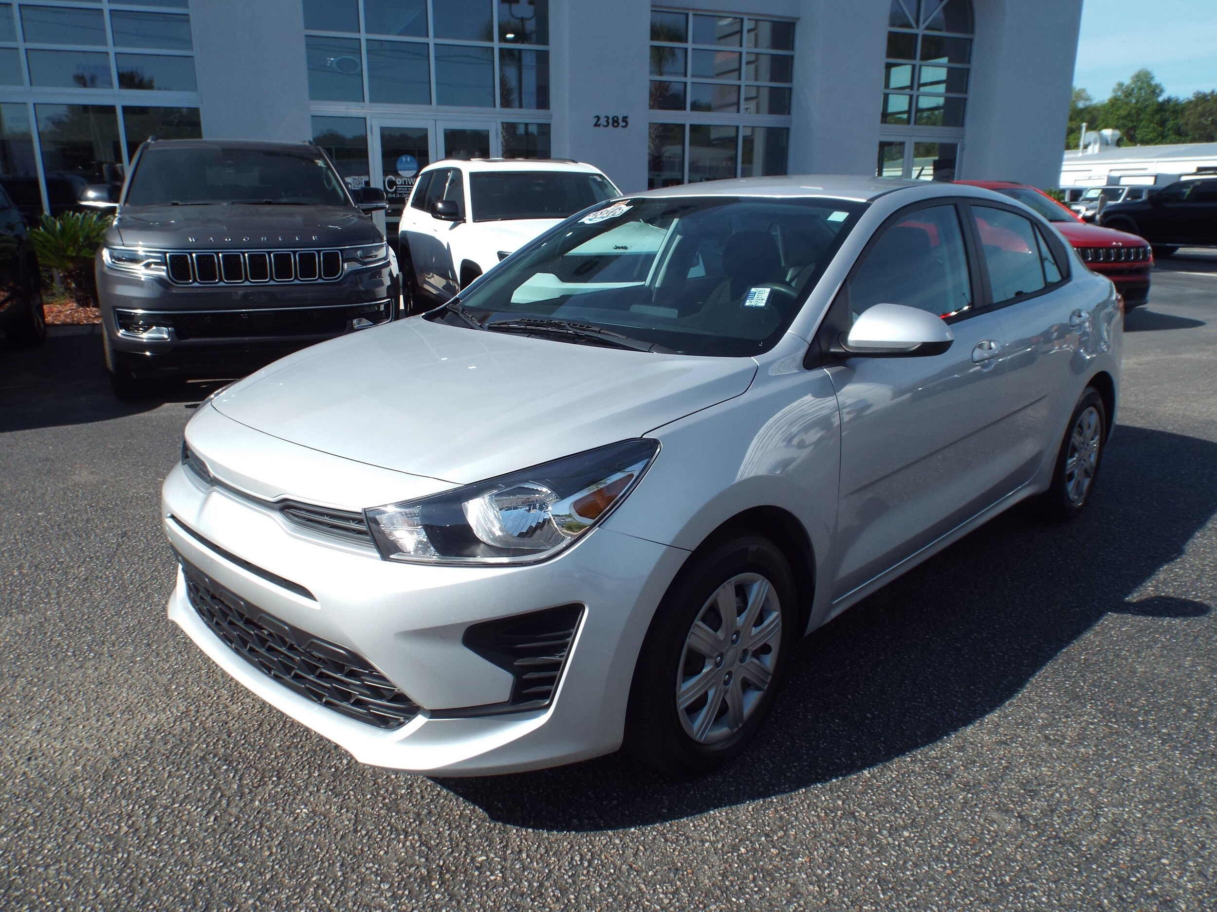 2023 Kia Rio LX photo 3