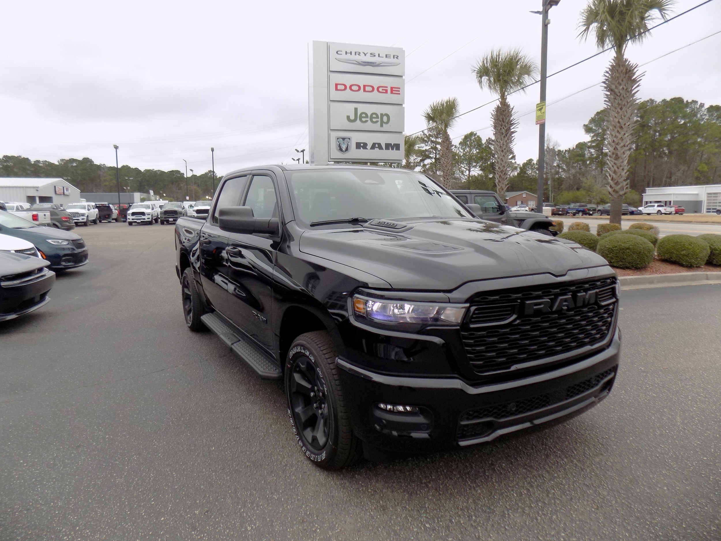 2026 RAM Ram 1500 Pickup Express's photo