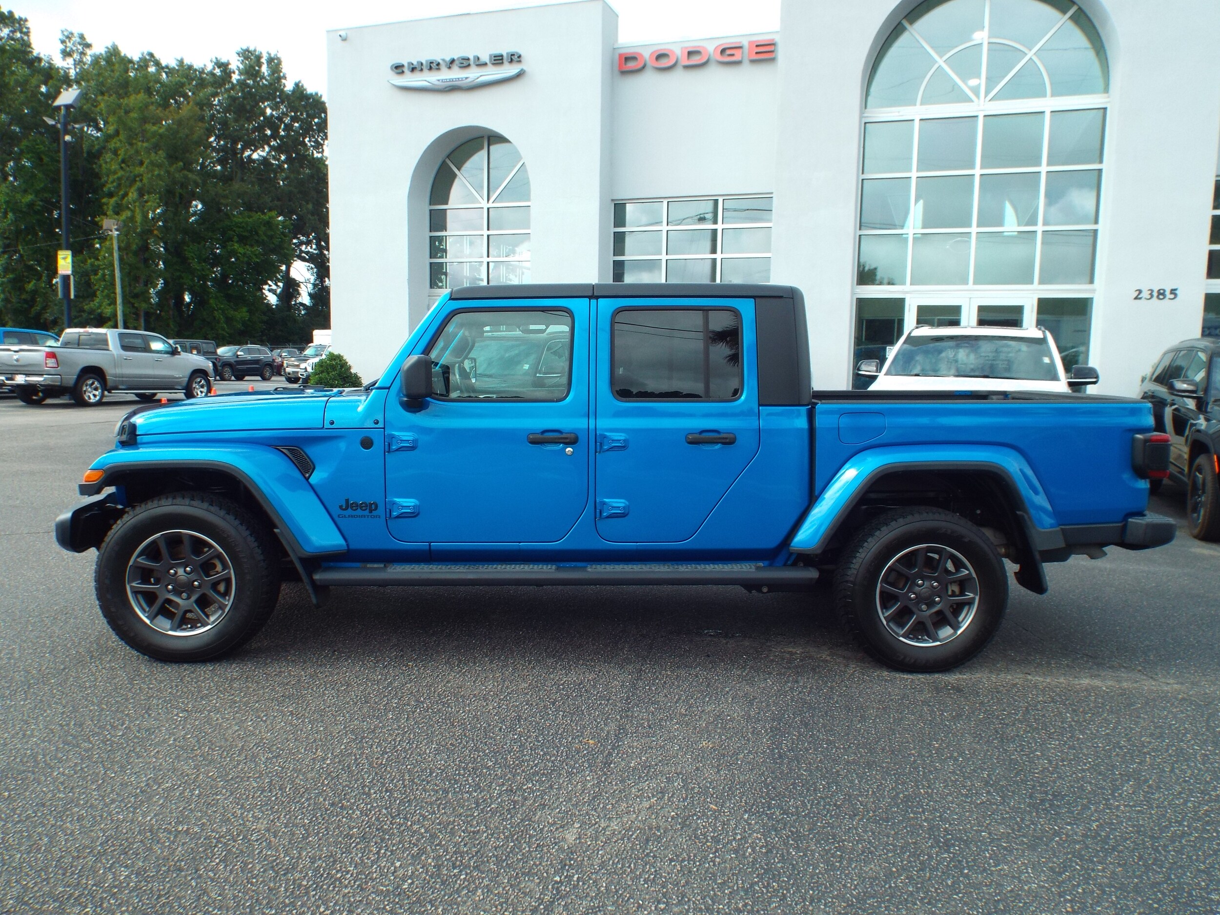 2020 Jeep Gladiator Sport photo 4