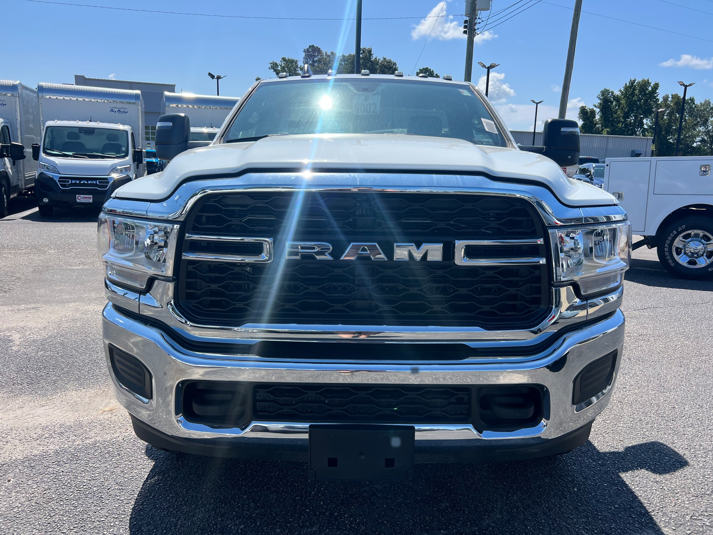 2024 Ram 2500 Tradesman photo 2