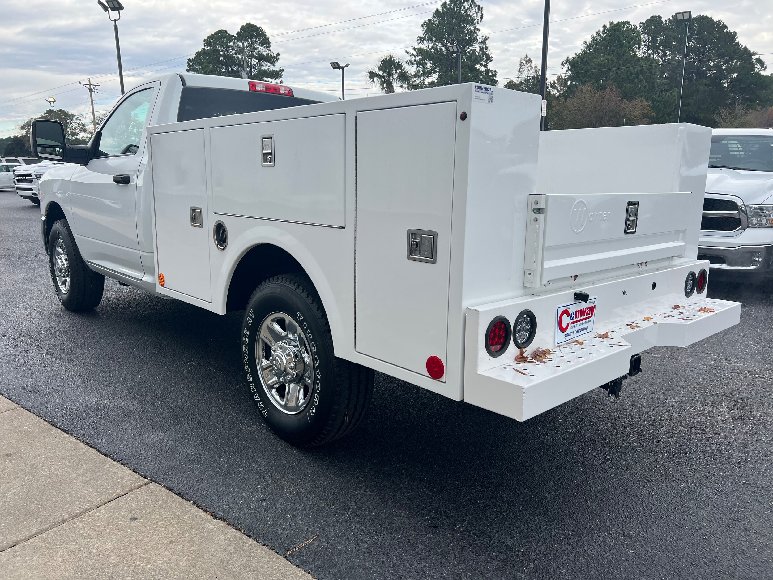 2023 Ram 2500 Tradesman photo 4