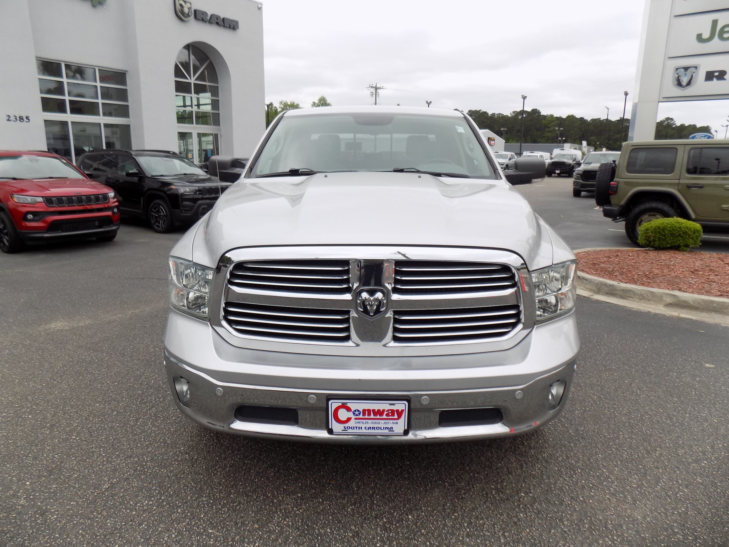 Vehicle Image 2