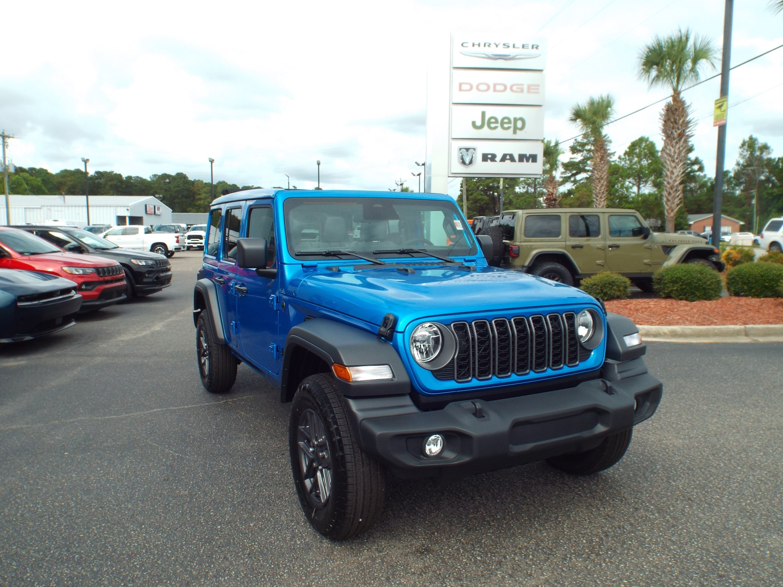 2026 Jeep Wrangler 4-Door Sport S's photo