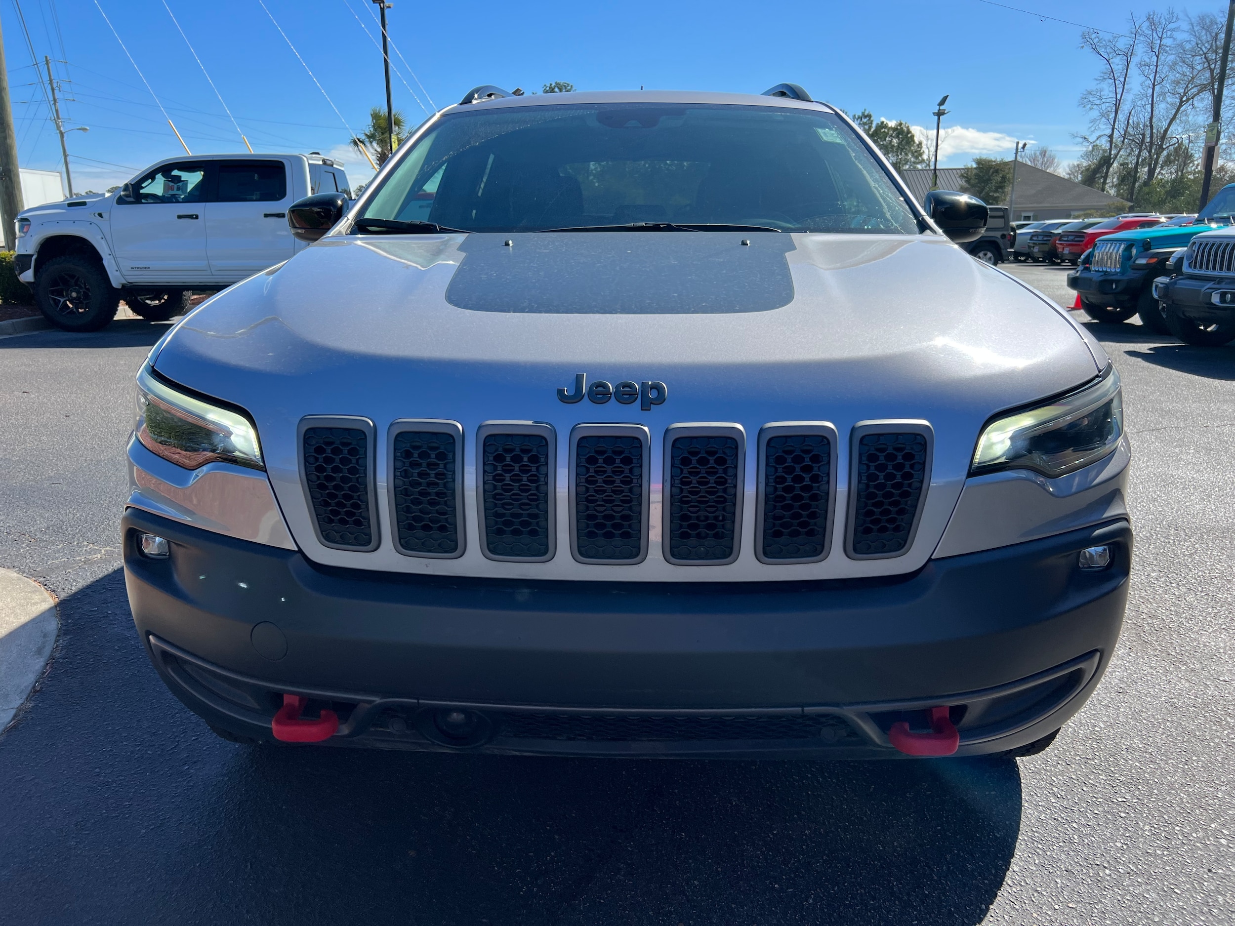 Used 2022 Jeep Cherokee Trailhawk with VIN 1C4PJMBX2ND511173 for sale in Conway, SC