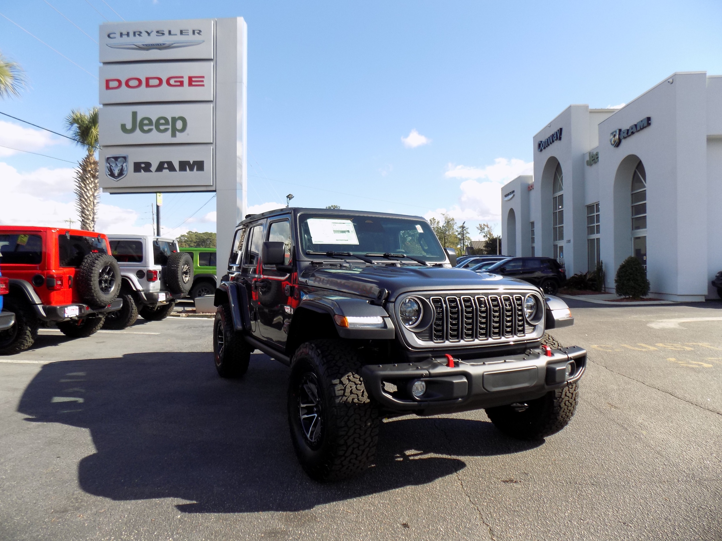 2026 Jeep Wrangler 4-Door Rubicon X's photo