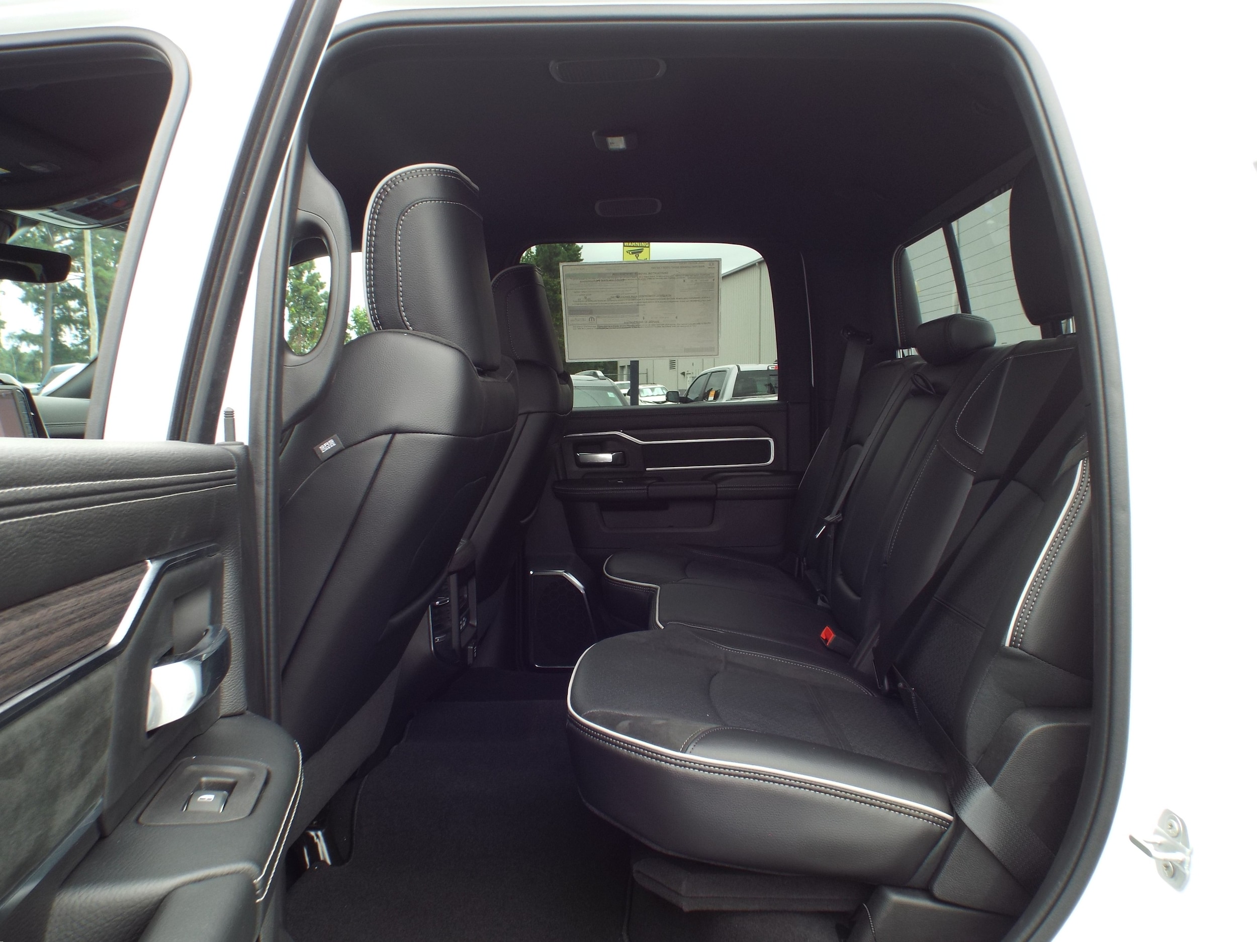 2026 RAM 2500 Laramie - Photo 21