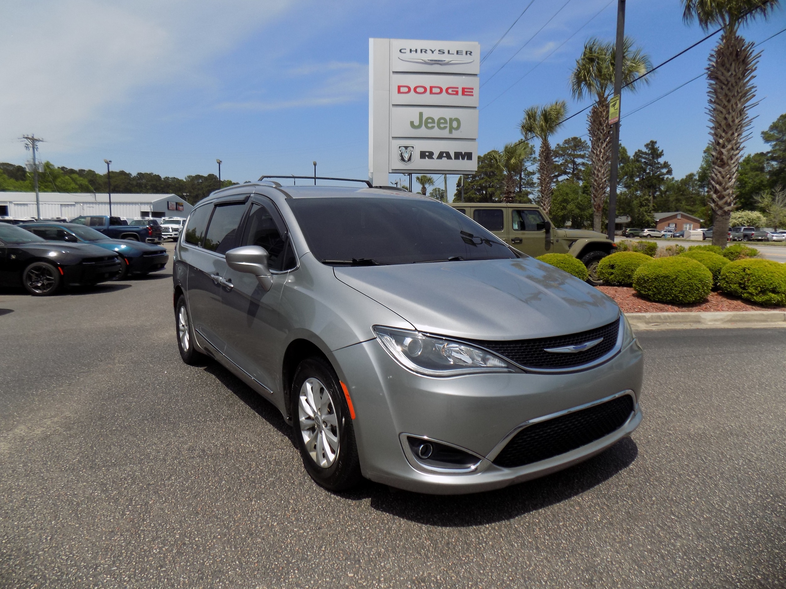 2019 Chrysler Pacifica Touring L