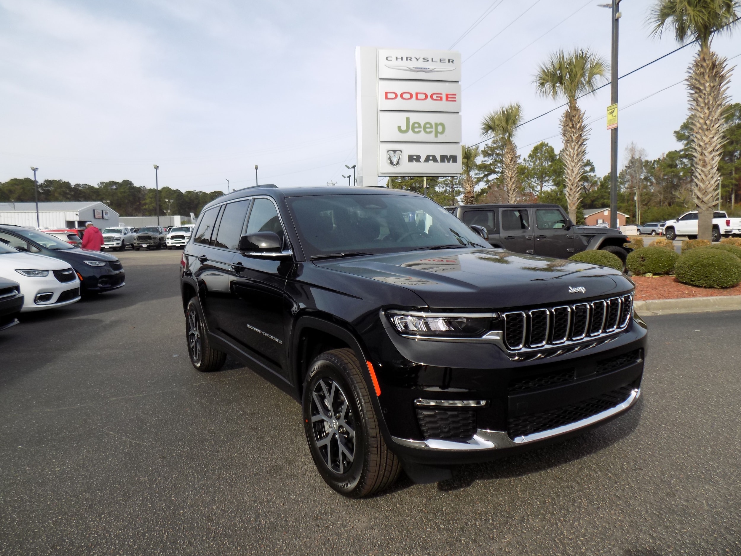 2025 Jeep Grand Cherokee L Limited's photo