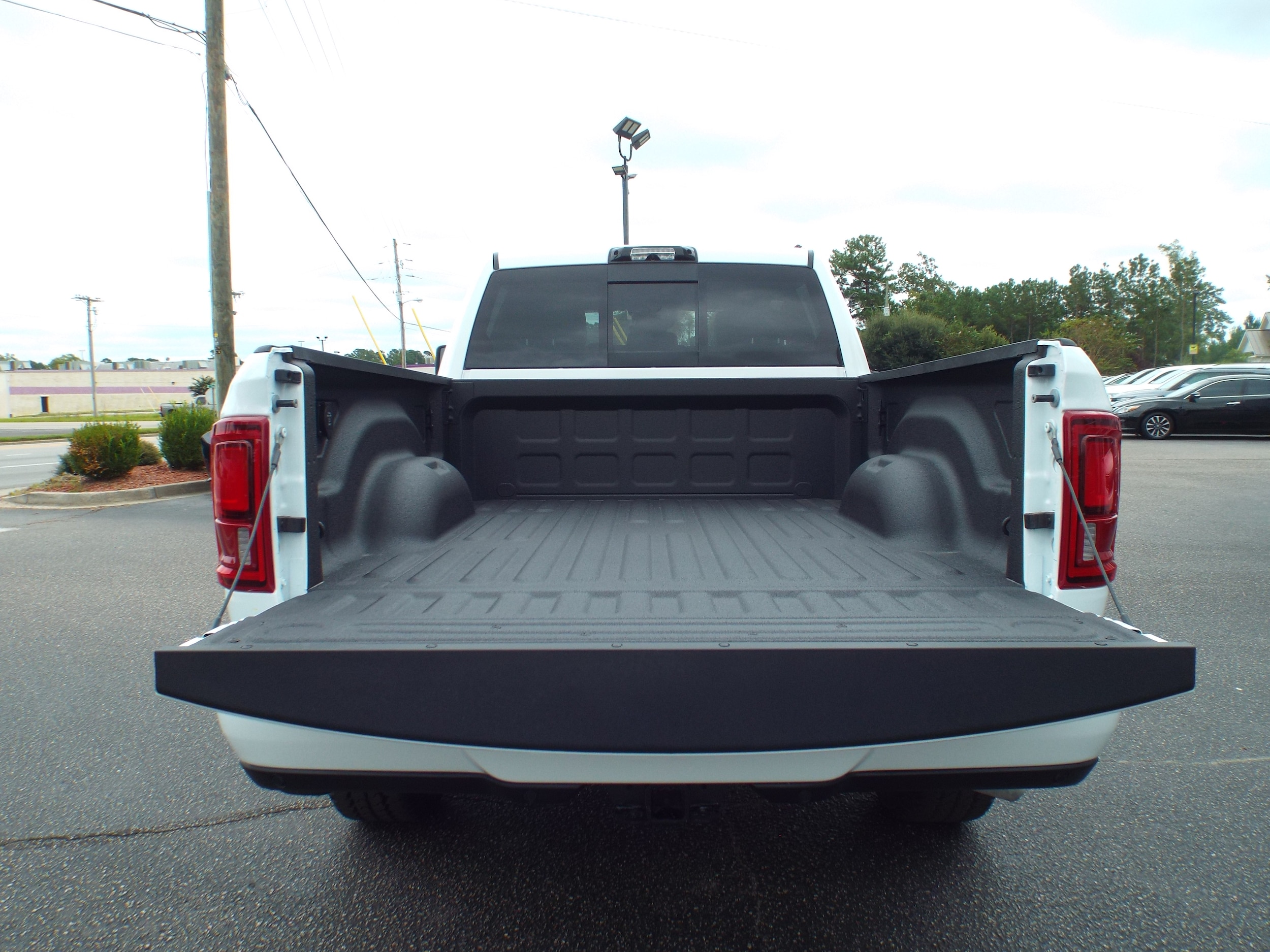2026 RAM 2500 Laramie - Photo 7