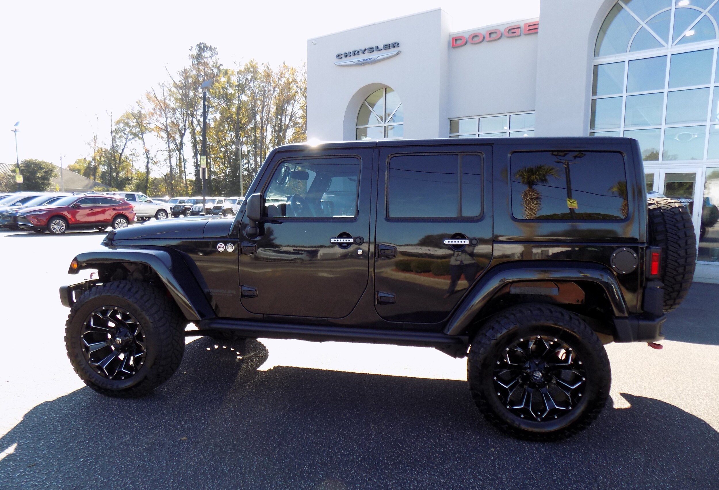 2015 Jeep Wrangler Unlimited Rubicon photo 3