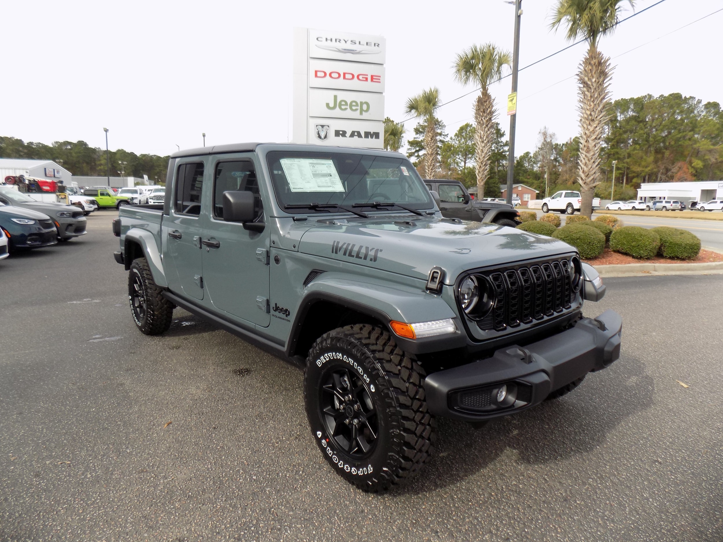 2026 Jeep Gladiator Willys's photo