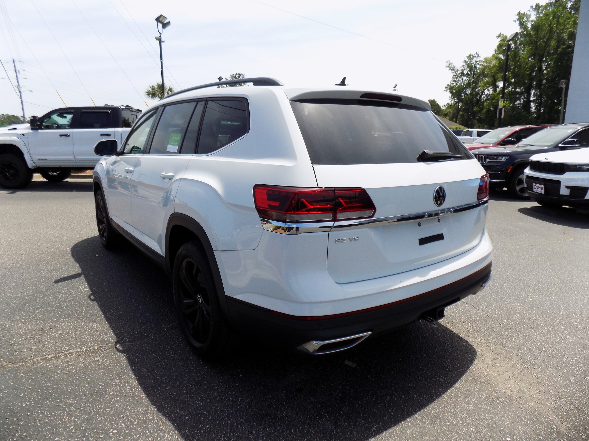 View vehicle photo 5