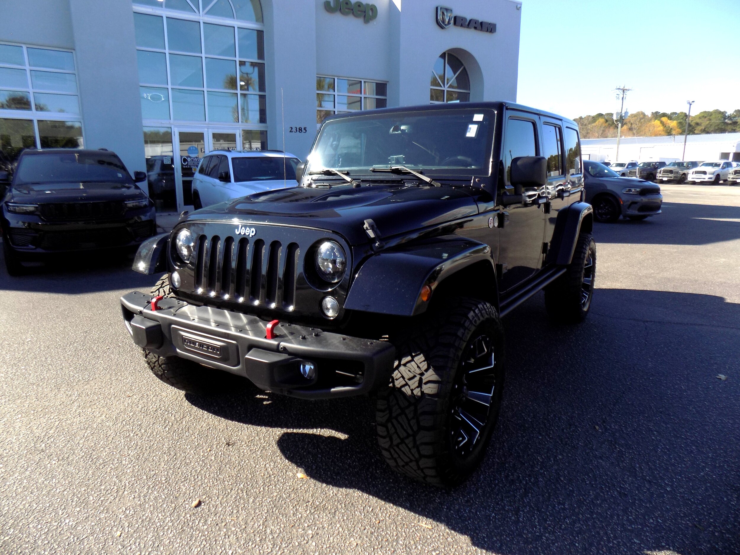 2015 Jeep Wrangler Unlimited Rubicon photo 2