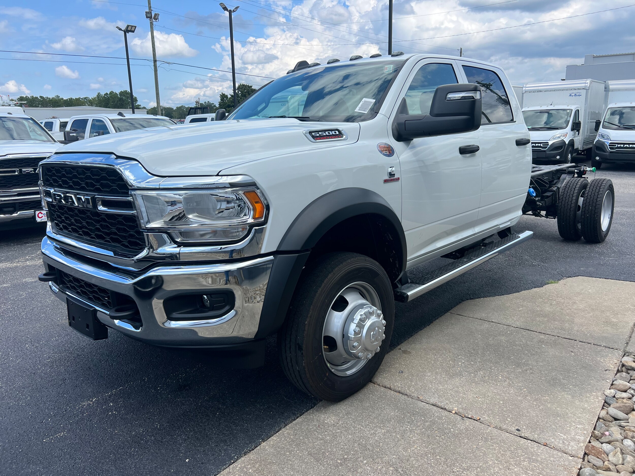 2024 Ram 5500 Tradesman SLT Laramie Limited photo 3