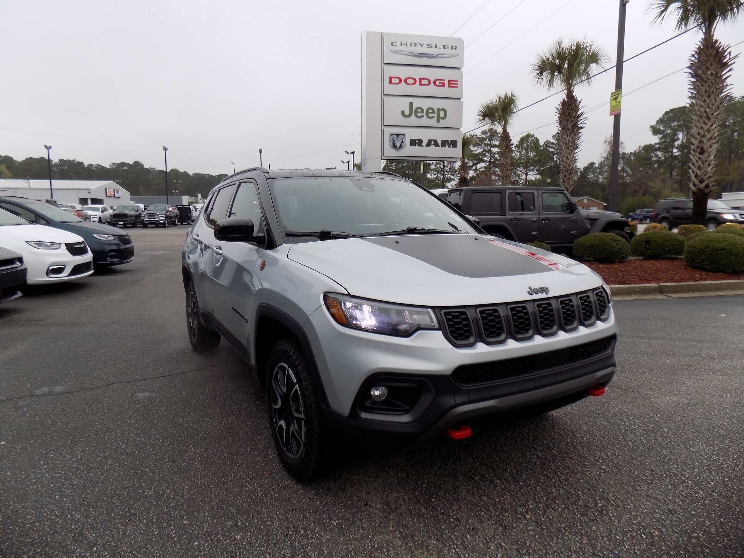 2024 Jeep Compass Trailhawk's photo