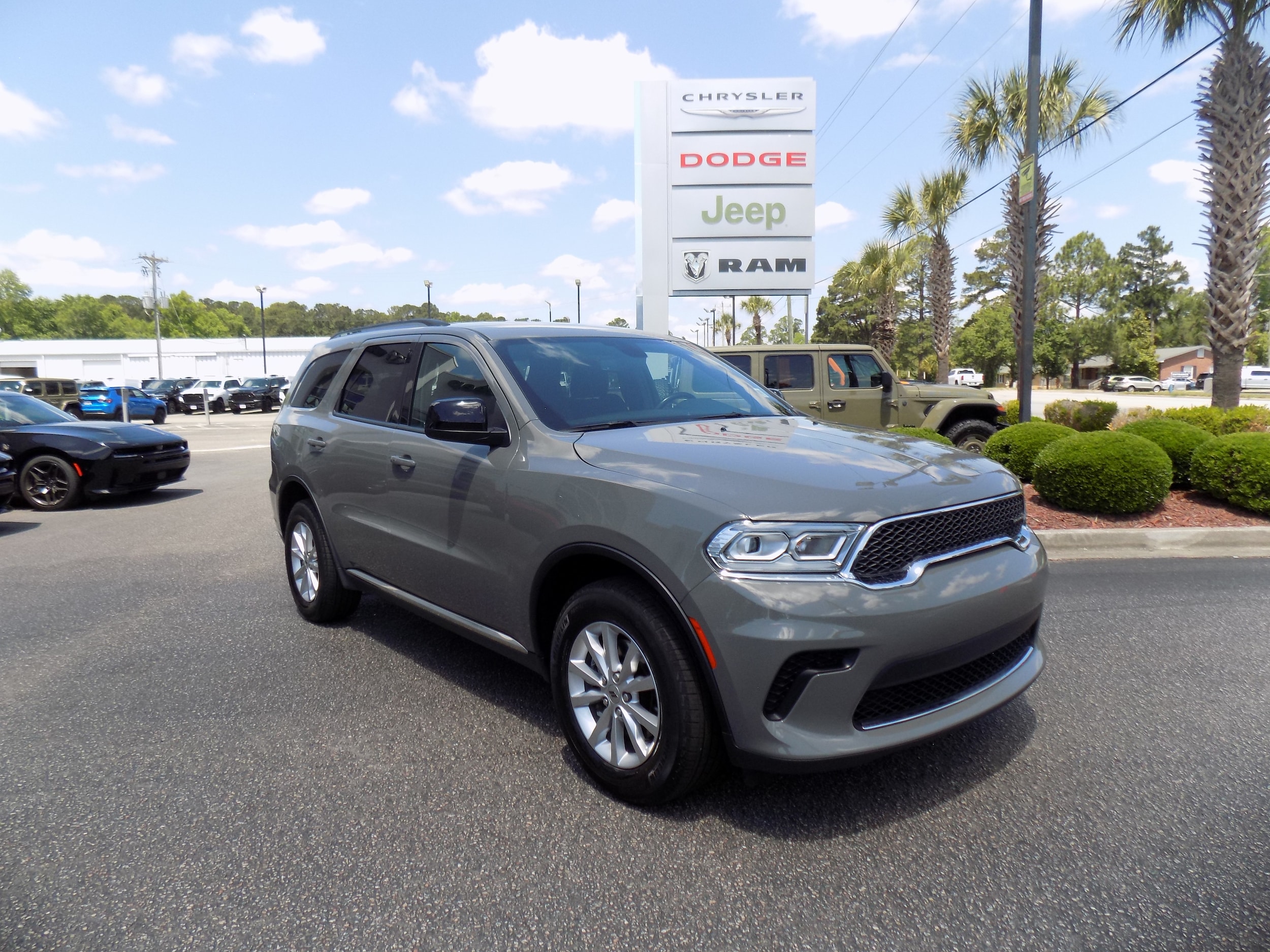 2024 Dodge Durango SXT AWD's photo