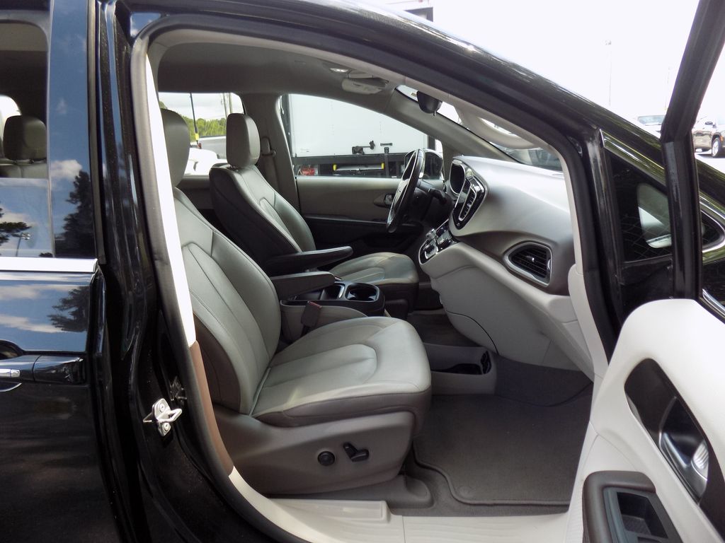 2018 Chrysler Pacifica Touring L - Photo 33