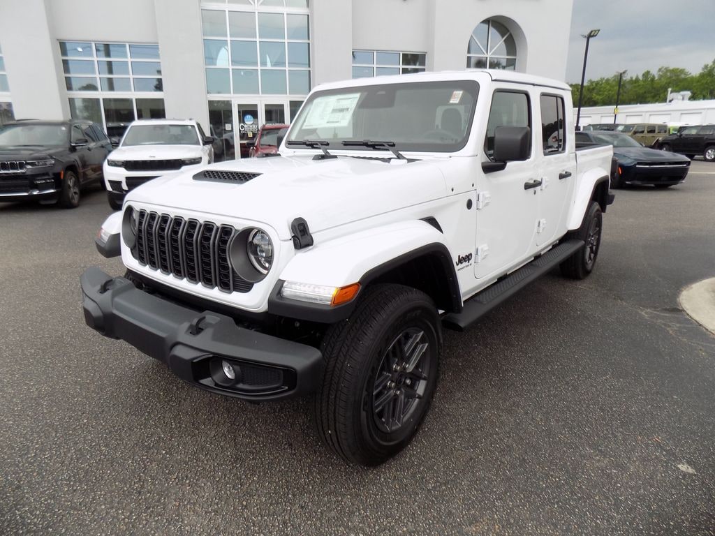 New 2026 Jeep Gladiator Sport Pickup