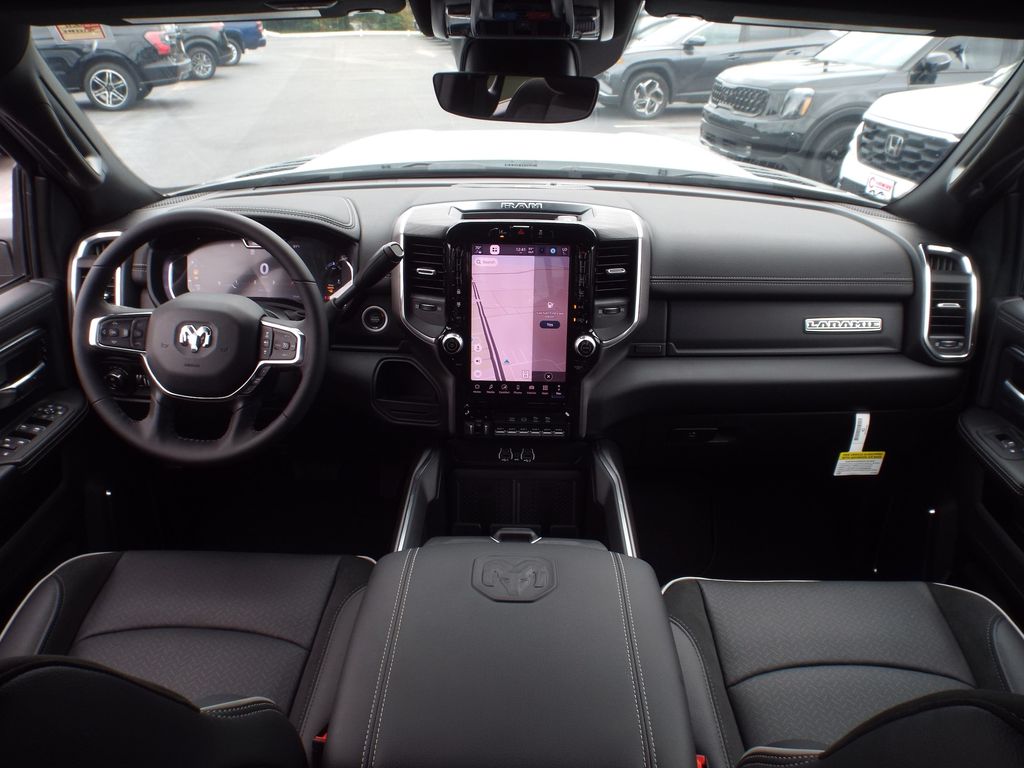 2026 RAM 2500 Laramie - Photo 14