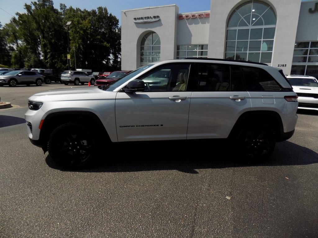 Certified 2025 Jeep Grand Cherokee Limited SUV
