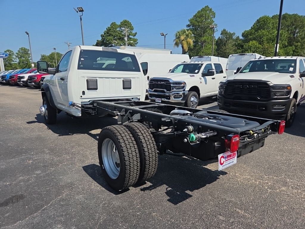 New 2026 Ram 5500 Chassis Cab Tradesman/Big Horn Pickup
